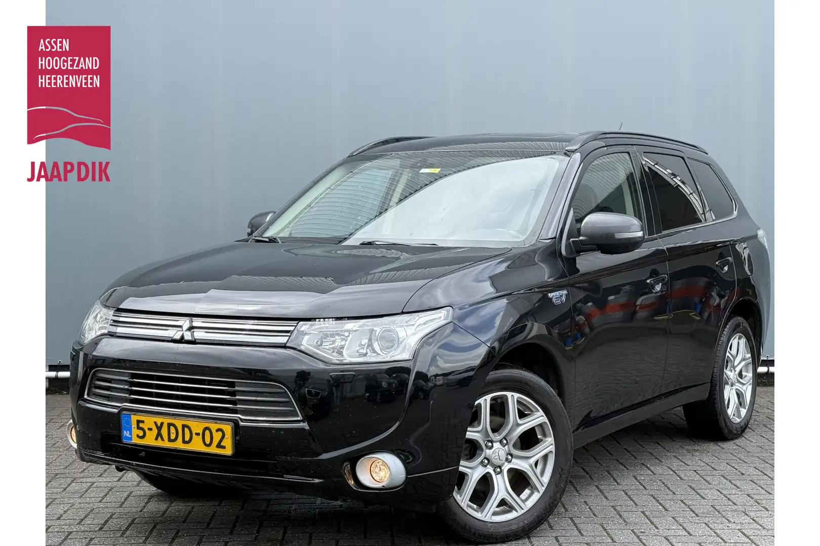 Mitsubishi Outlander BWJ 2014 2.0 PHEV Instyle LEDER / KEYLESS / ELEK. Noir - 1