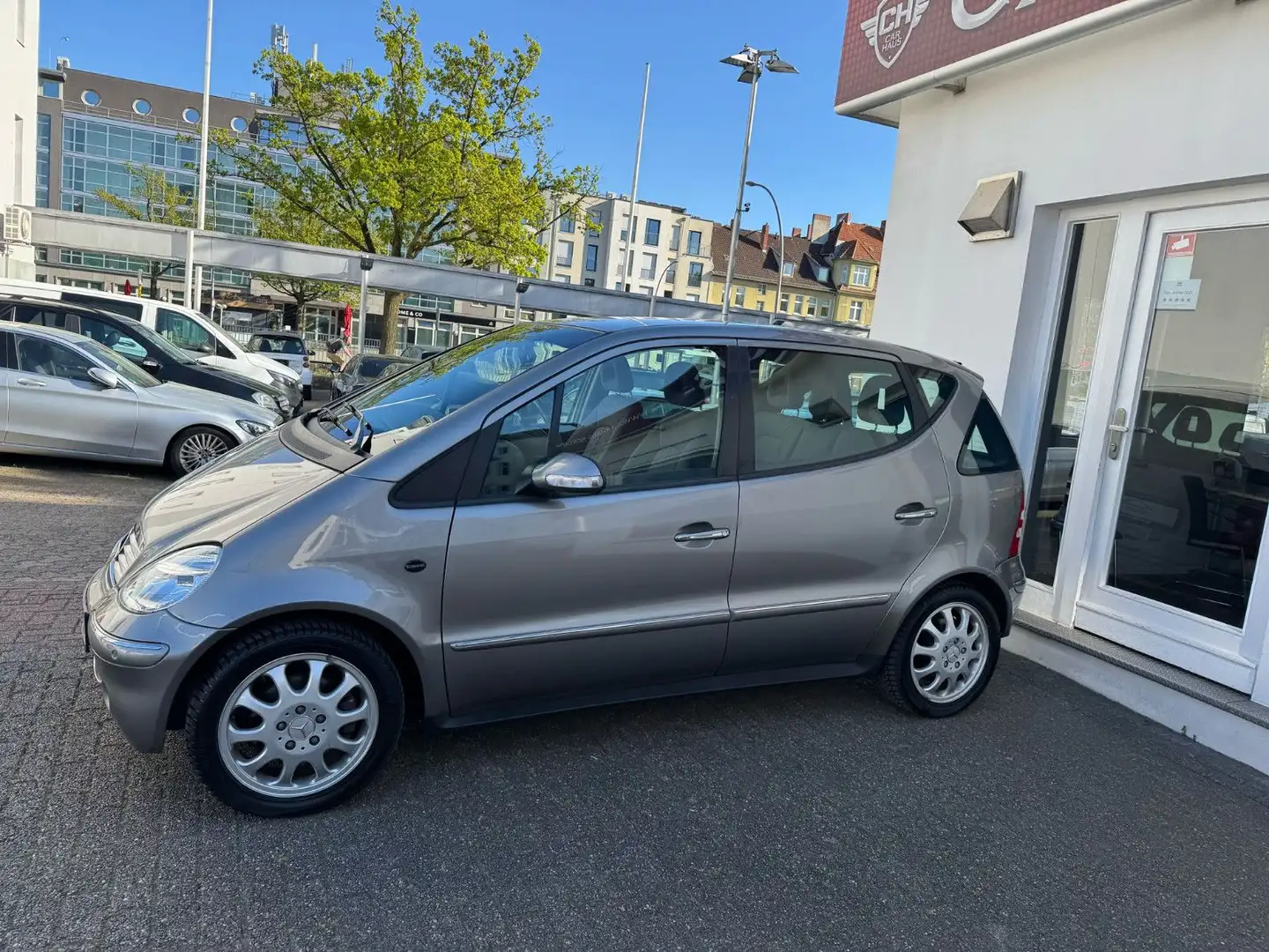 Mercedes-Benz A 190 L ELEGANCE Automatik * TOP ZUSTAND * Szary - 2