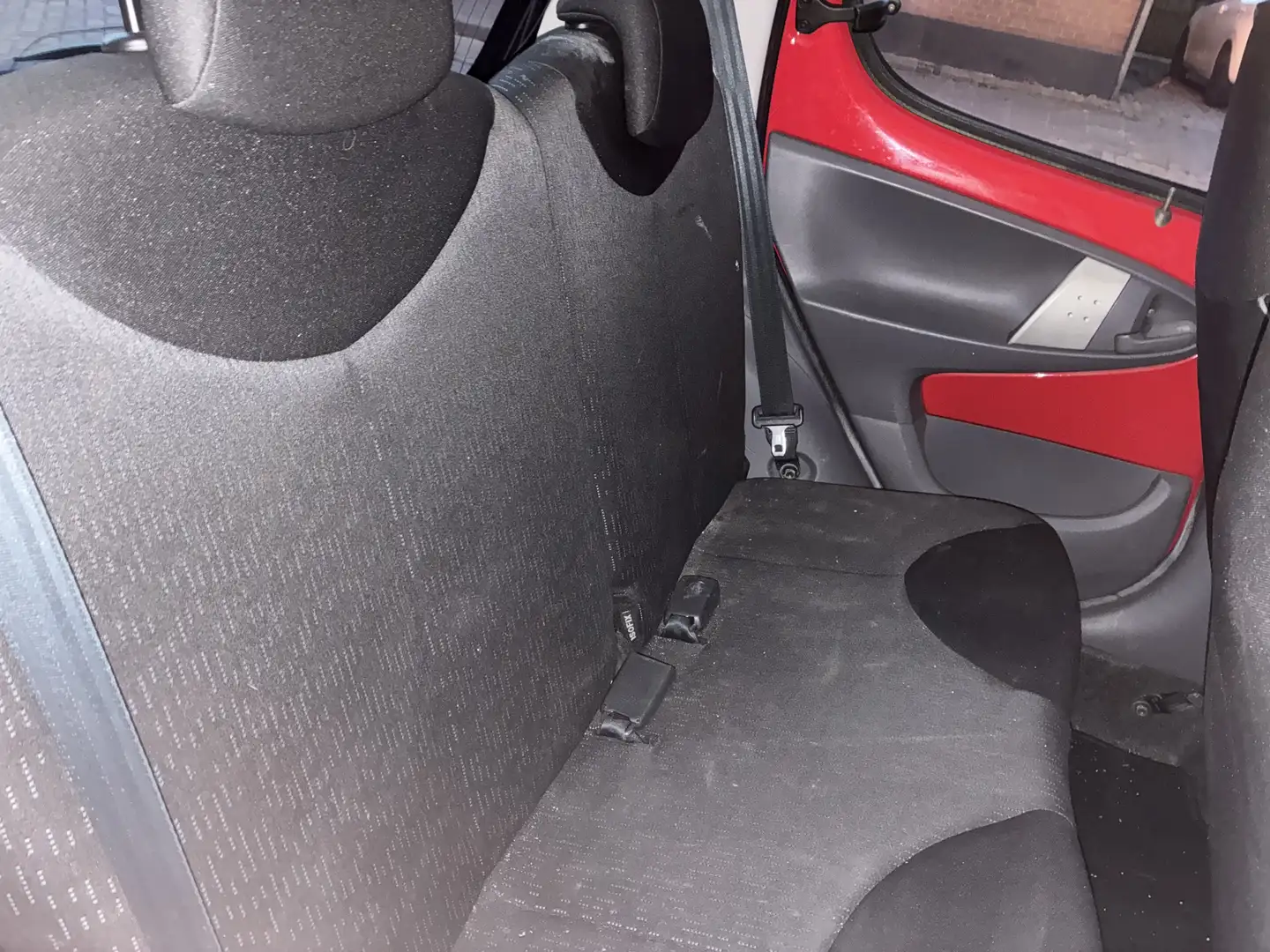 Peugeot 107 1.0-12V XS Rood - 2