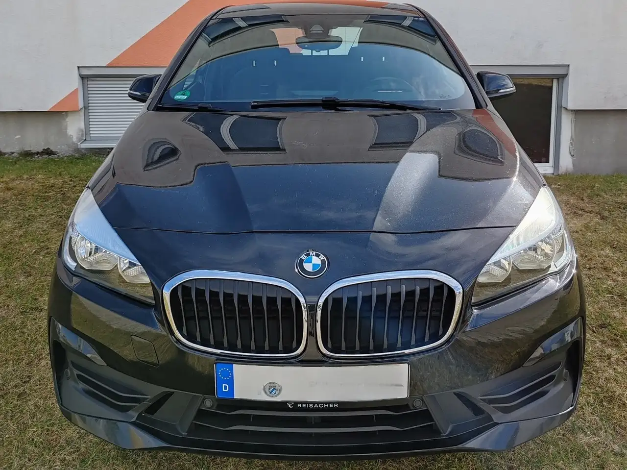 BMW 225