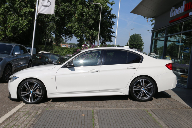 BMW 340 3-serie 340i Centennial High Executive M-PAKKET NL — photo 3