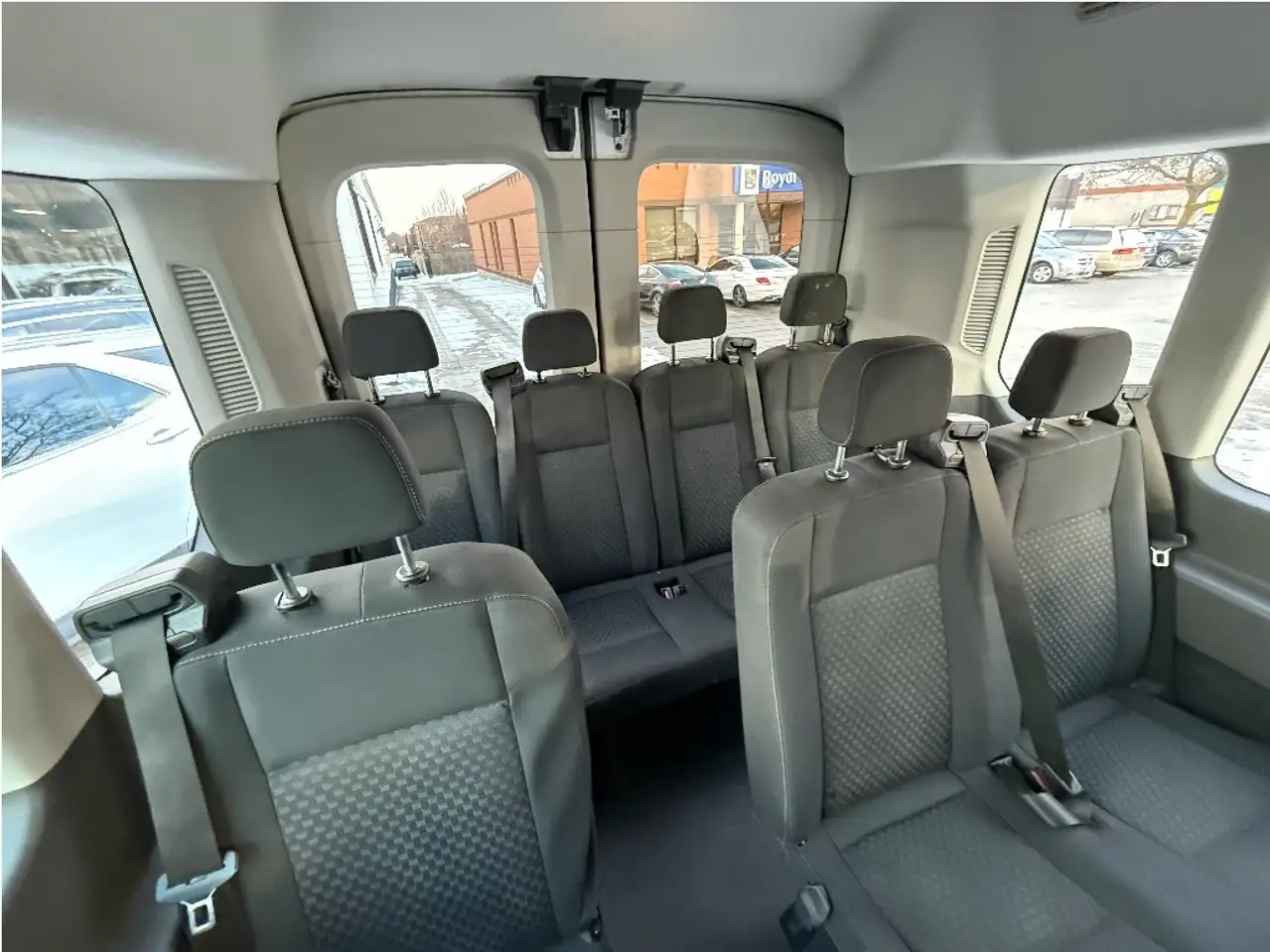 Ford Transit Passenger Wagon снимка Ford Transit Passenger Wagon