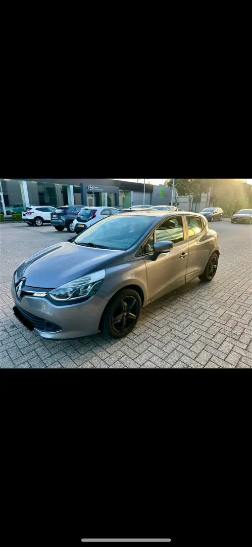 Renault Clio IV 1.2 16V 75 Expression - MARCHAND / EXPORT Grijs - 1