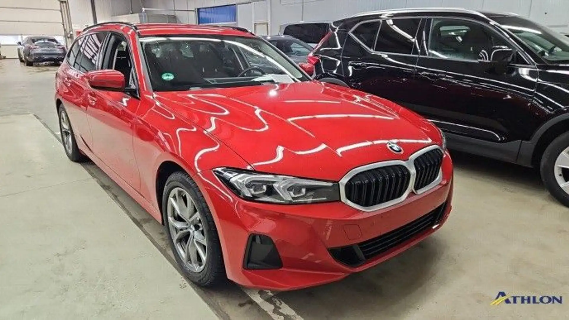BMW 320 dA xDrive Touring Navi LED SiHz Tempo PDC AHK Rouge - 2
