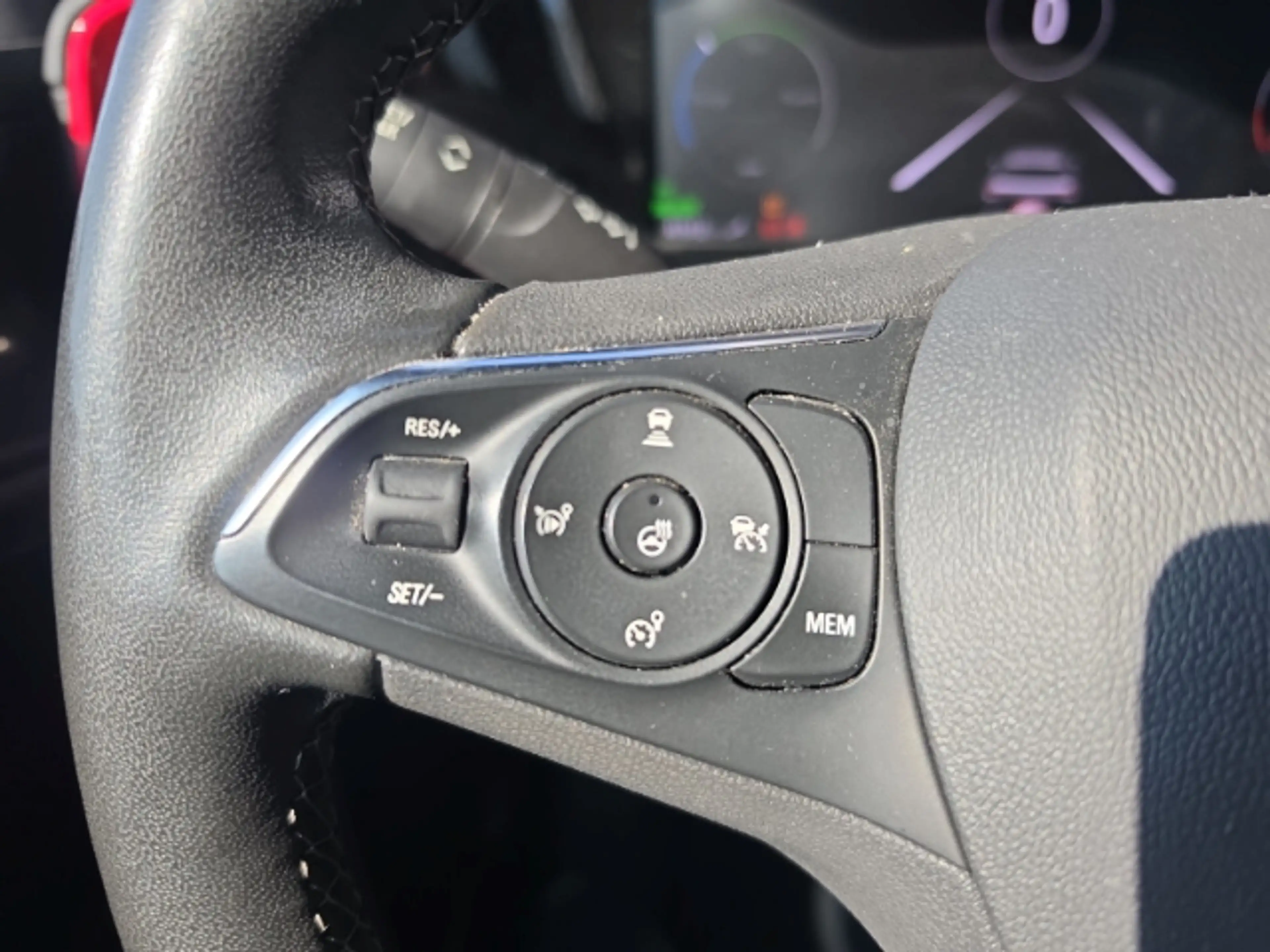 Opel Mokka-E GS LINE - Navi Pro - ACC -Keyless - Motorhaube Sch — photo 18