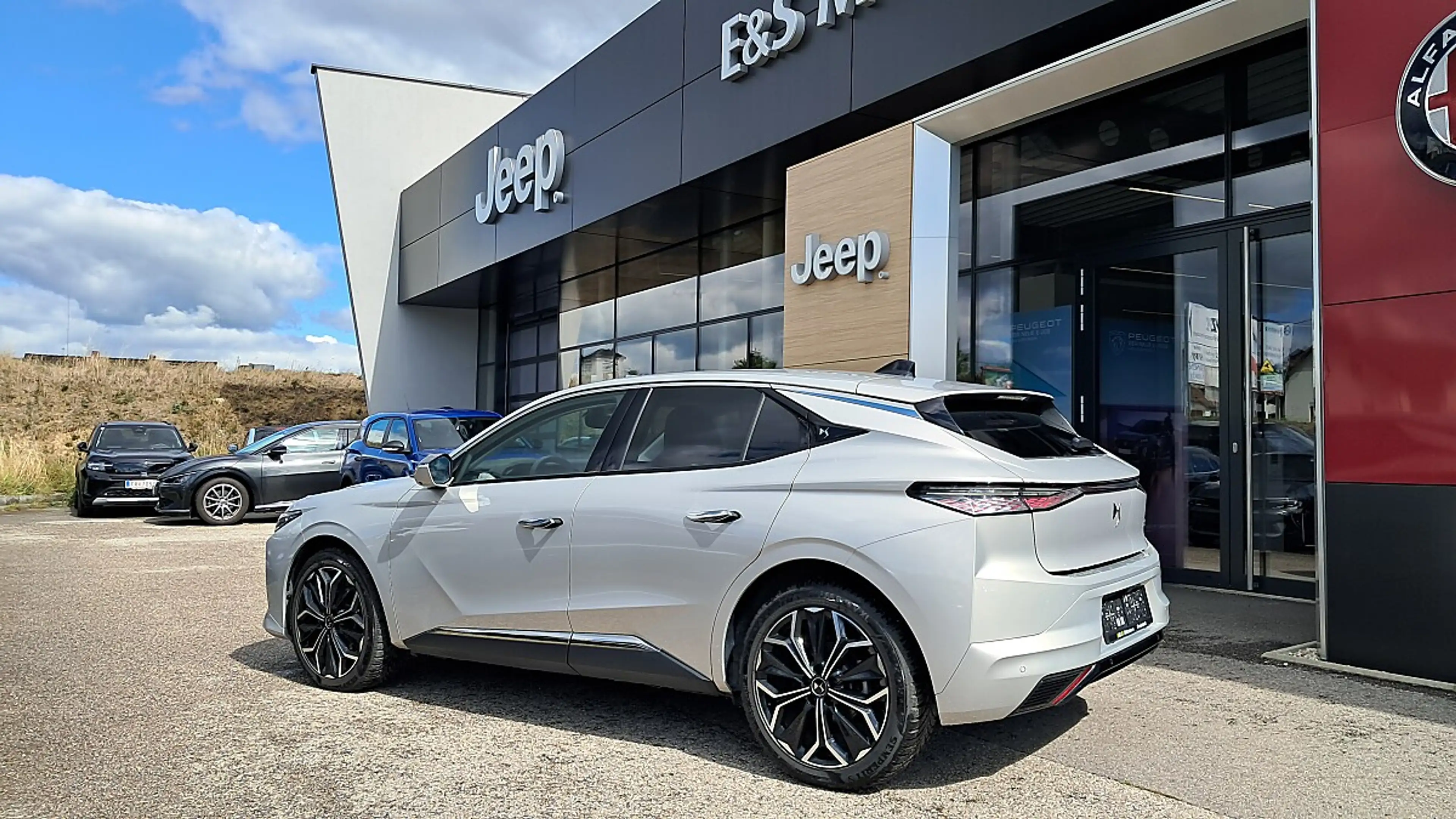 DS Automobiles DS 4 1.5 BlueHDI 130 FAP Étoile Nappa (EURO 6e) — photo 3