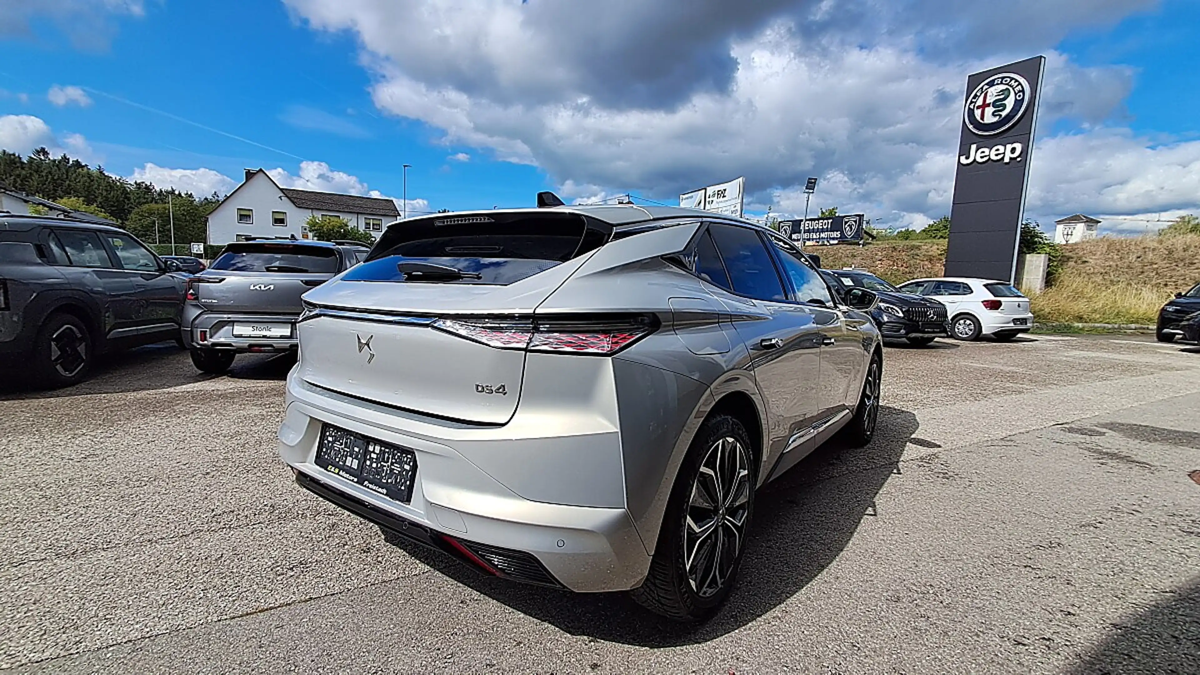 DS Automobiles DS 4 1.5 BlueHDI 130 FAP Étoile Nappa (EURO 6e) — photo 6