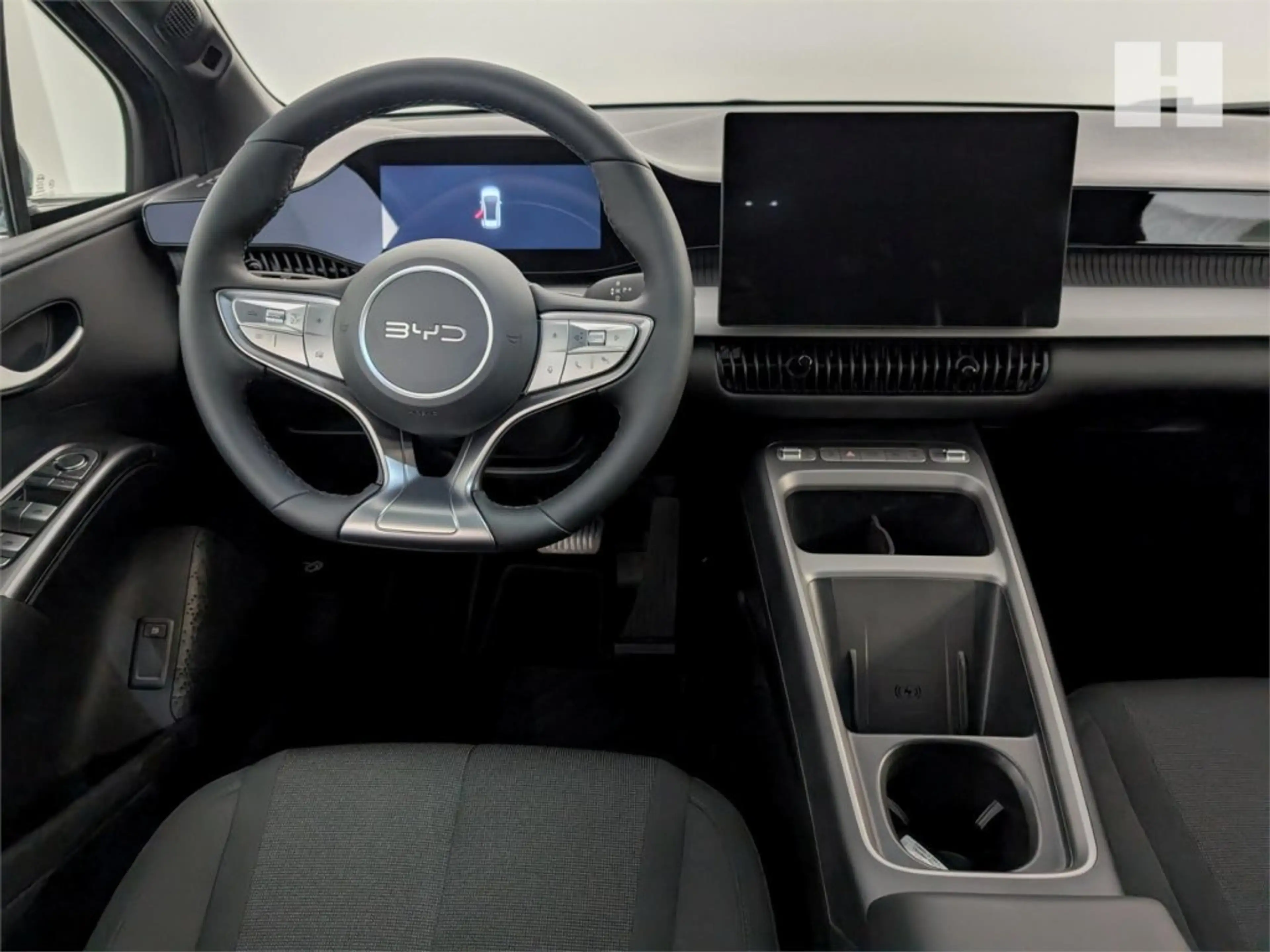 BYD Dolphin G DM-i Boost — photo 13