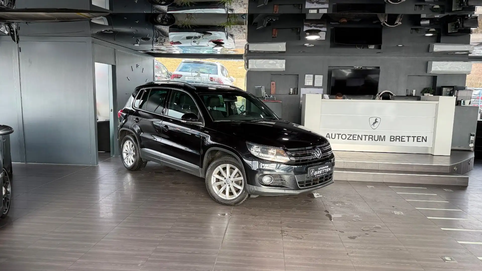 Volkswagen Tiguan 2.0 TDI  Lounge Sport*Kamera*AHK*SHZ Noir - 2