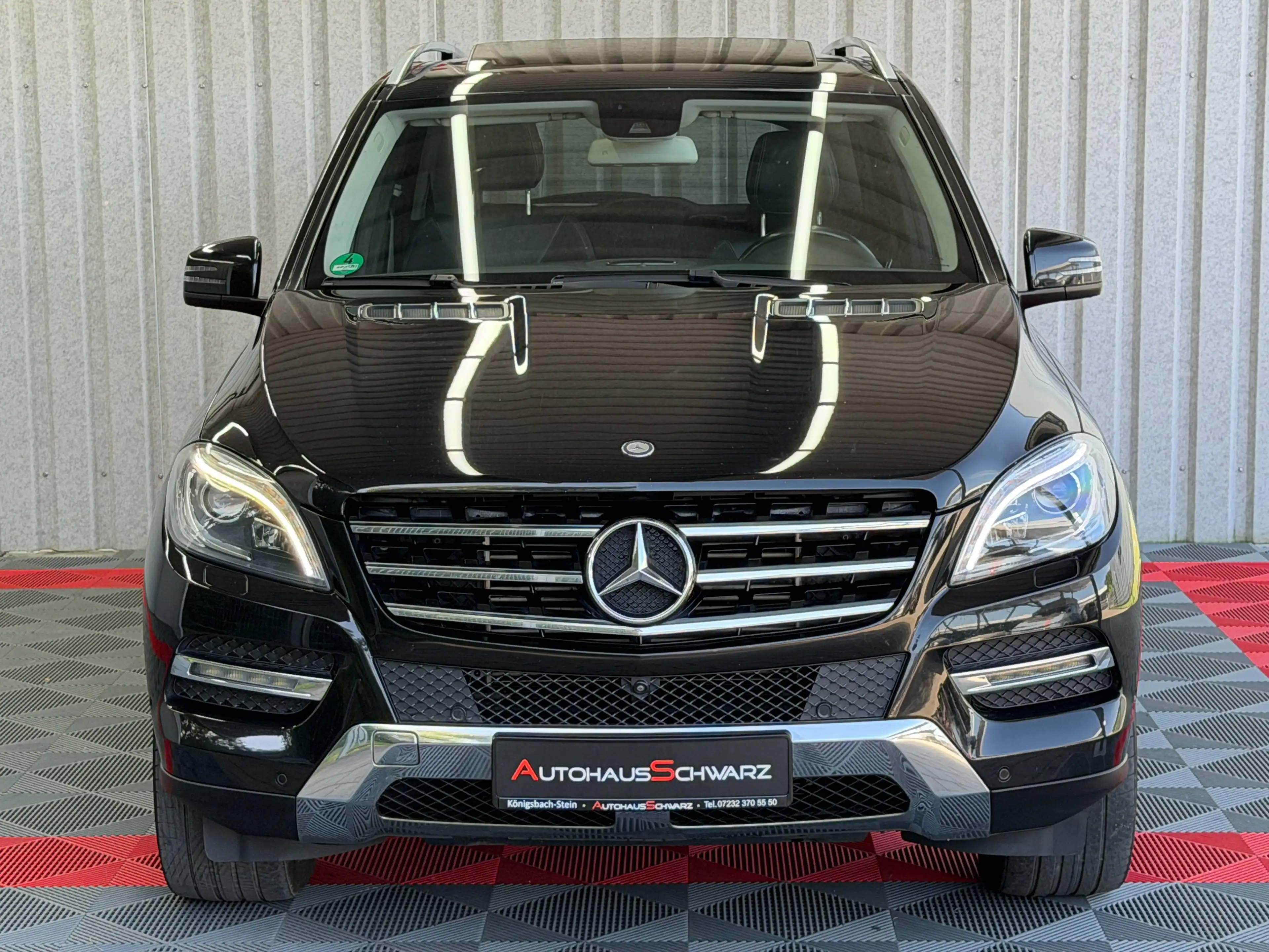 Mercedes-Benz ML 350 ML350CDI BlueTec 4Matic AMG 360 H&K AHK S-Dach Airmatic FahrAss — photo 2