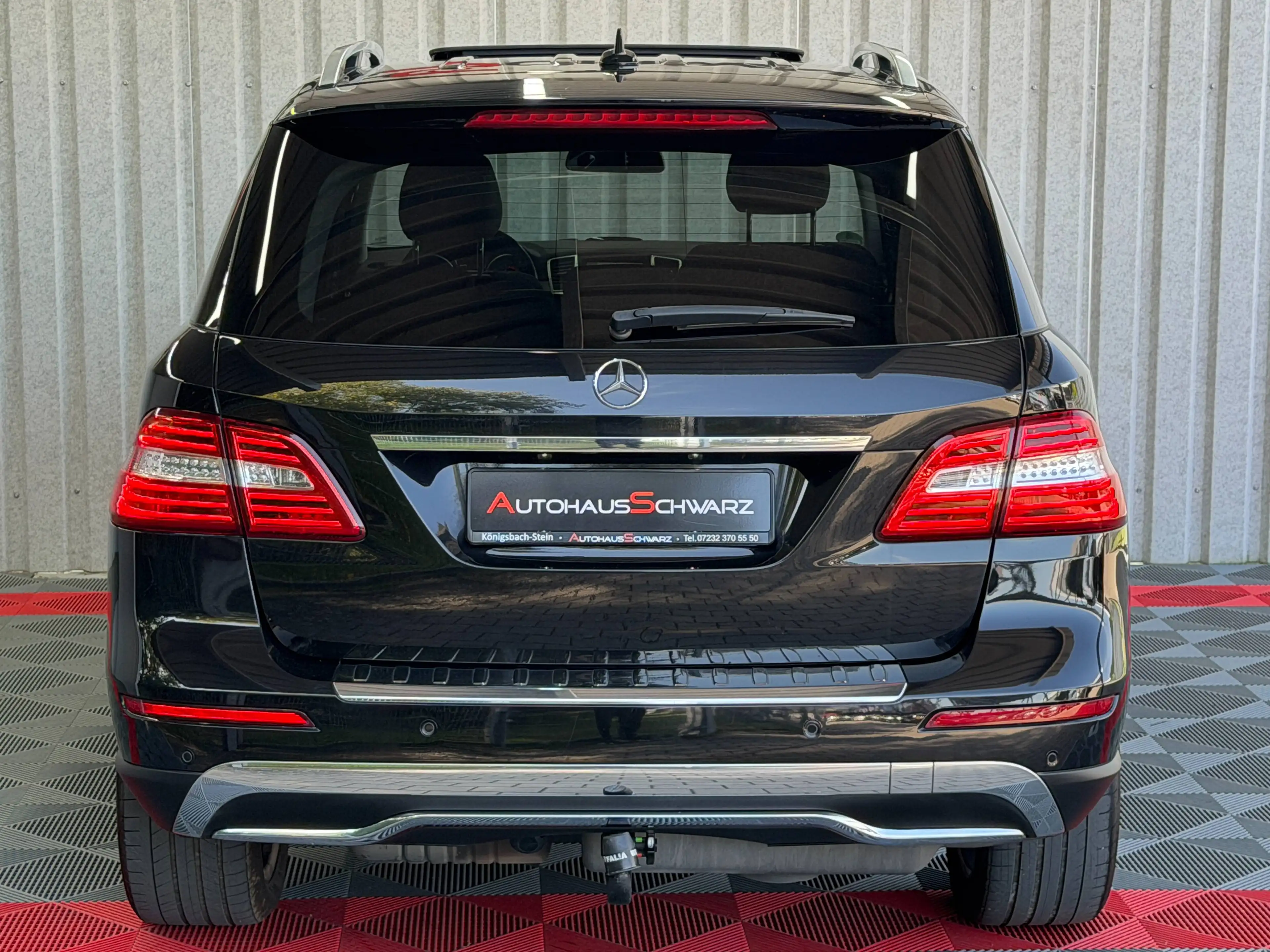 Mercedes-Benz ML 350 ML350CDI BlueTec 4Matic AMG 360 H&K AHK S-Dach Airmatic FahrAss — photo 6