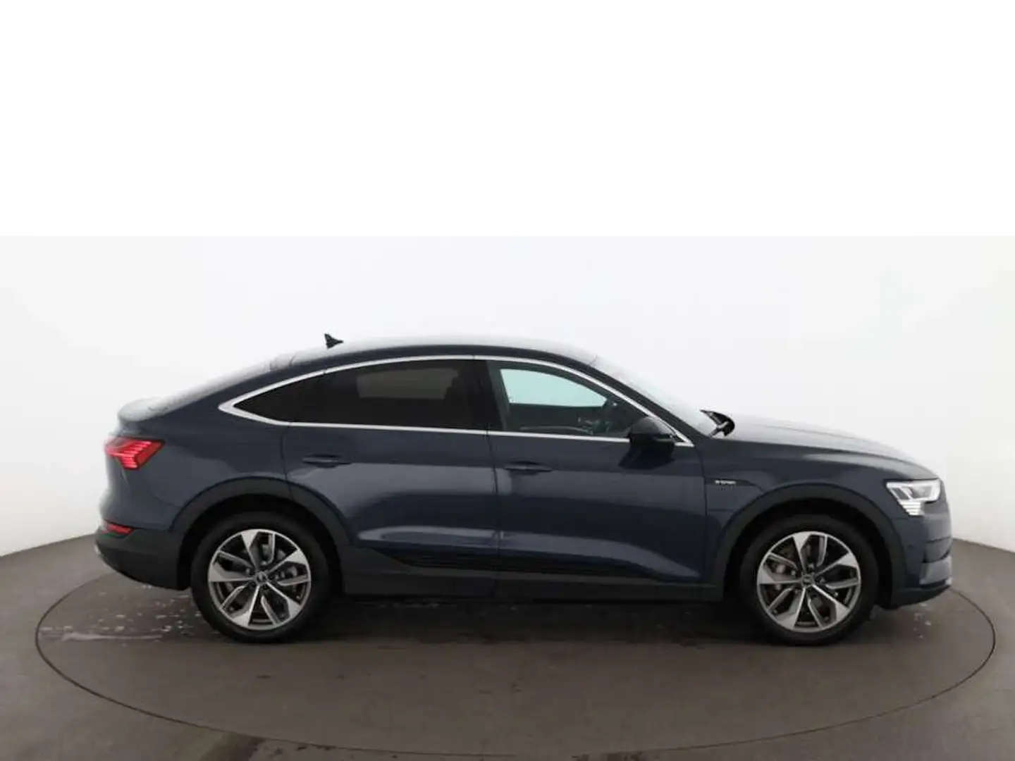 Audi e-tron SB 55 quattro 95kWh Aut MATRIX LEDER RADAR Blau - 2