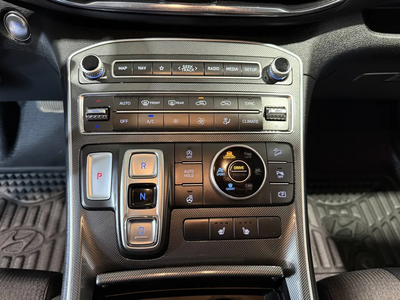 Hyundai SANTA FE снимка Hyundai SANTA FE