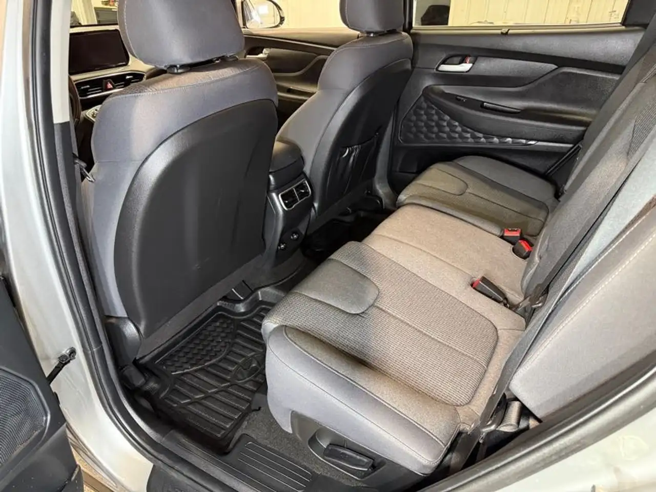 Hyundai SANTA FE снимка Hyundai SANTA FE