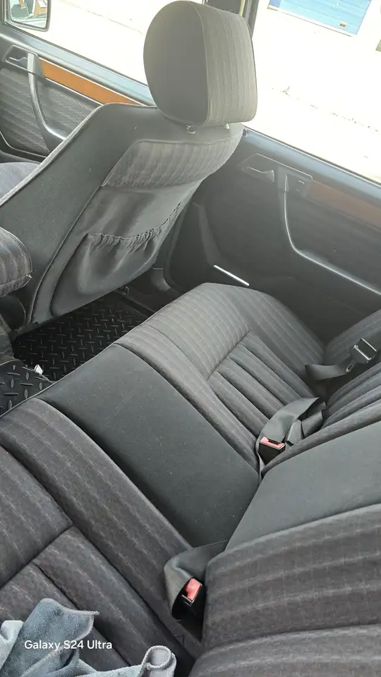 Mercedes-Benz 230, foto 12