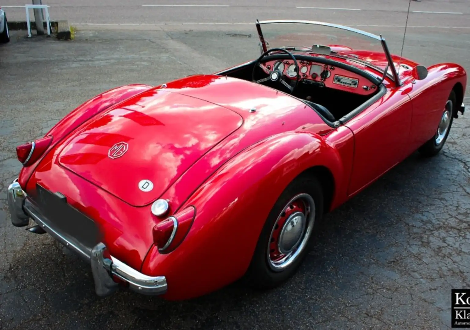 MG MGA 1500 Rojo - 2