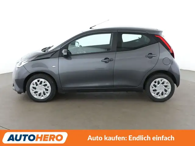 Toyota Aygo view 3