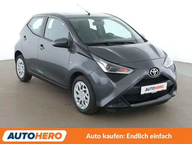 Toyota Aygo view 8