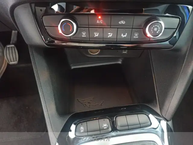 Opel Corsa view 12