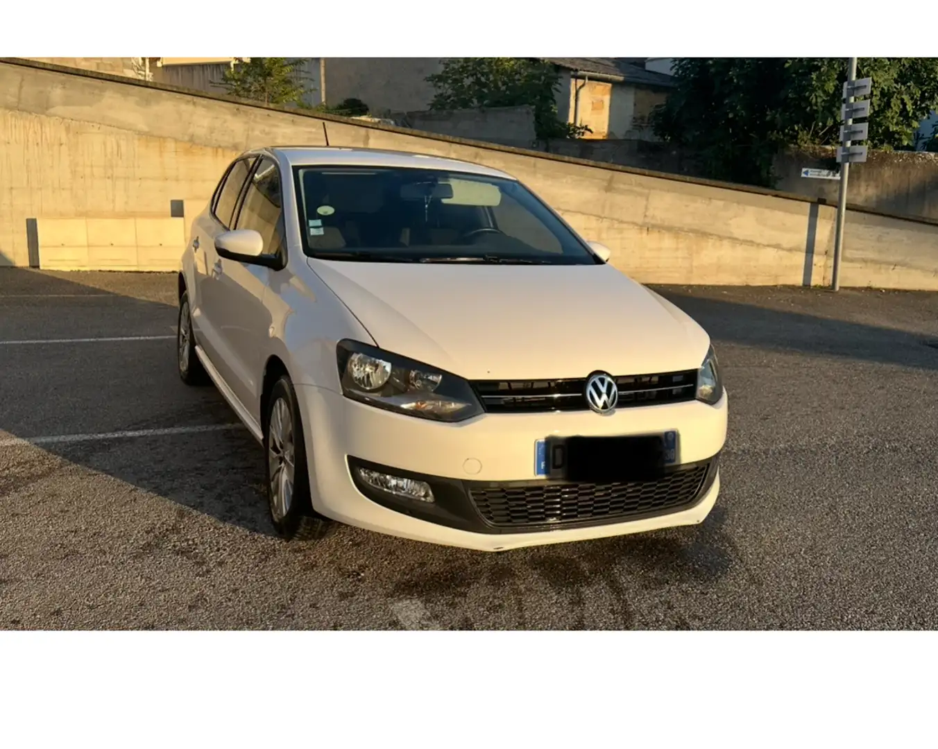 Volkswagen Polo POLO SOCIETE 1.6 TDI 90 FAP TRENDLINE BUSINESS REVERSIBLE Blanc - 1