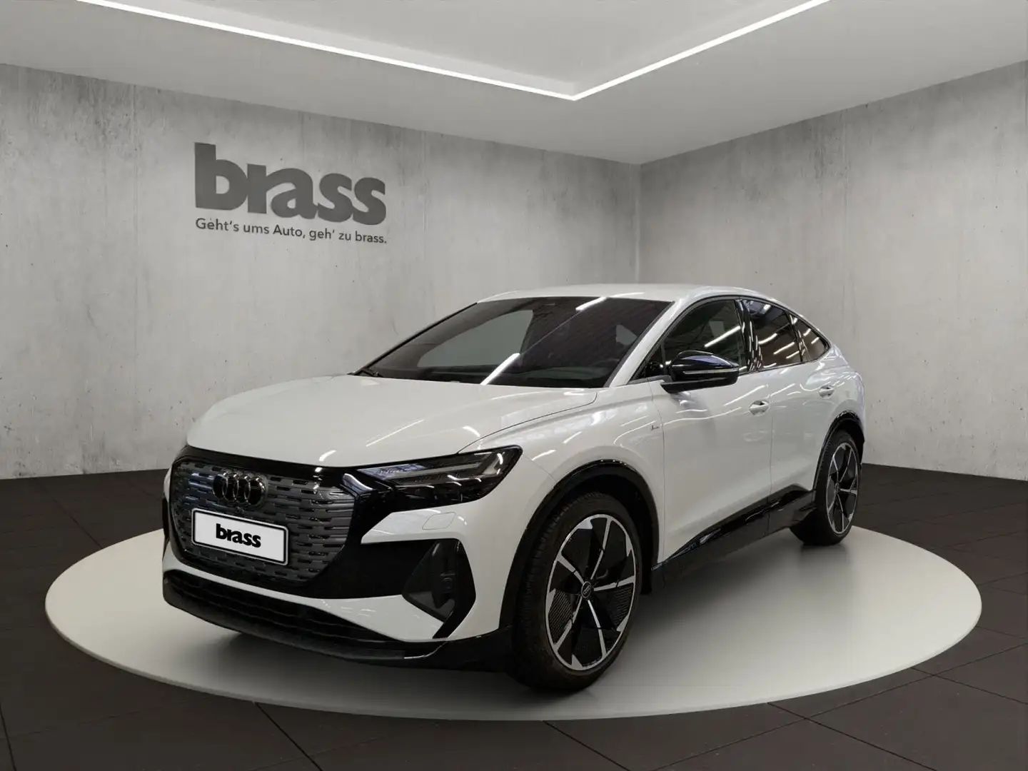 Audi Q4 e-tron 55 quattro 250 kW Wit - 2