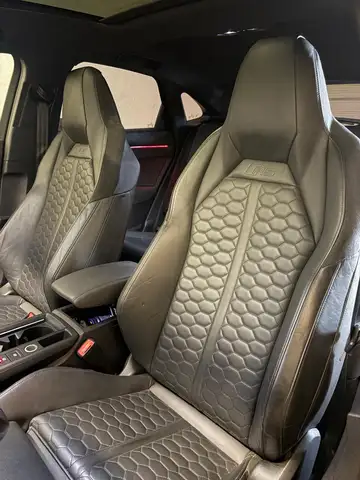 Audi RS Q3 view 3