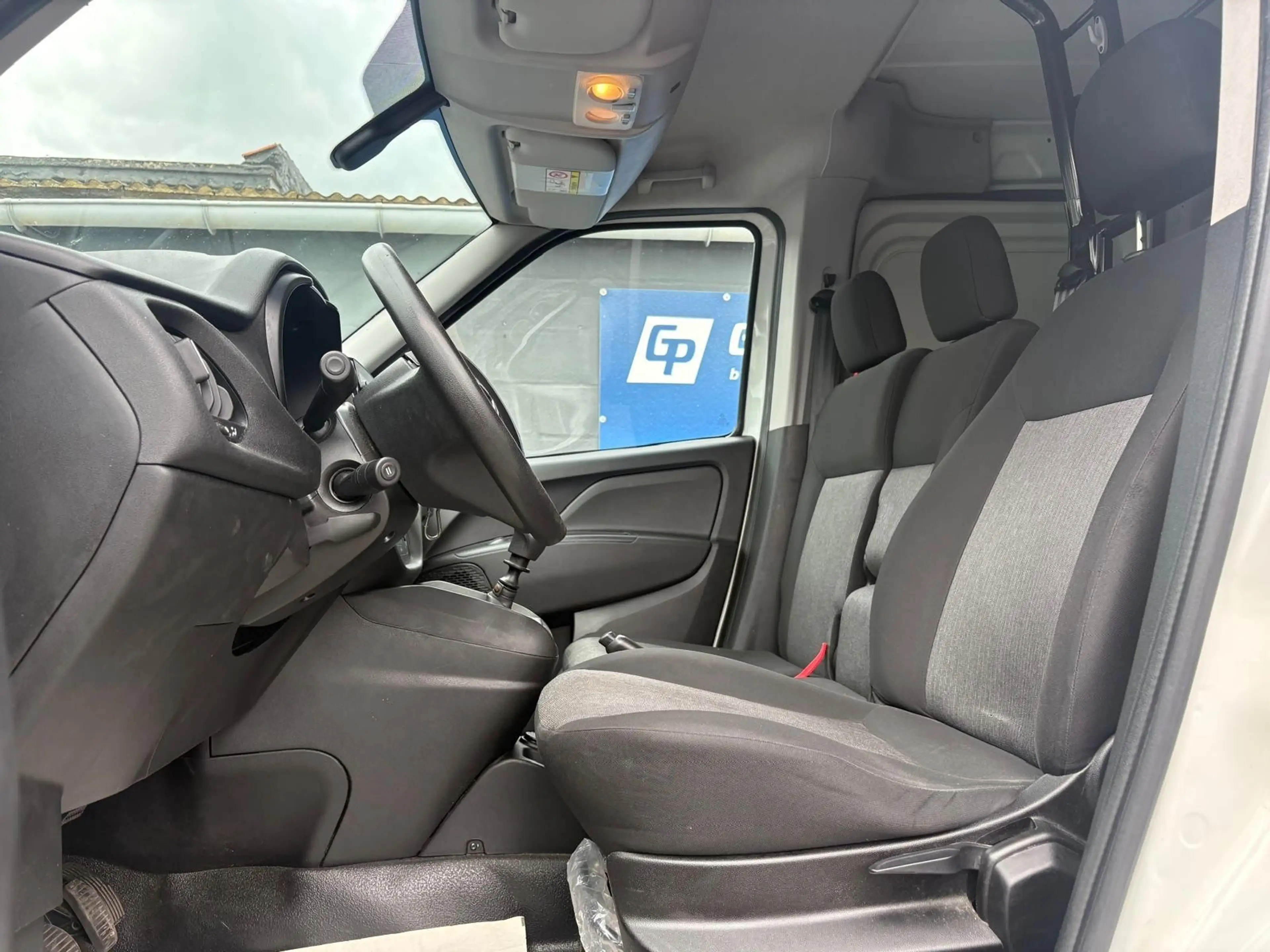 Fiat Doblo 1.6 Multijet SX — photo 8