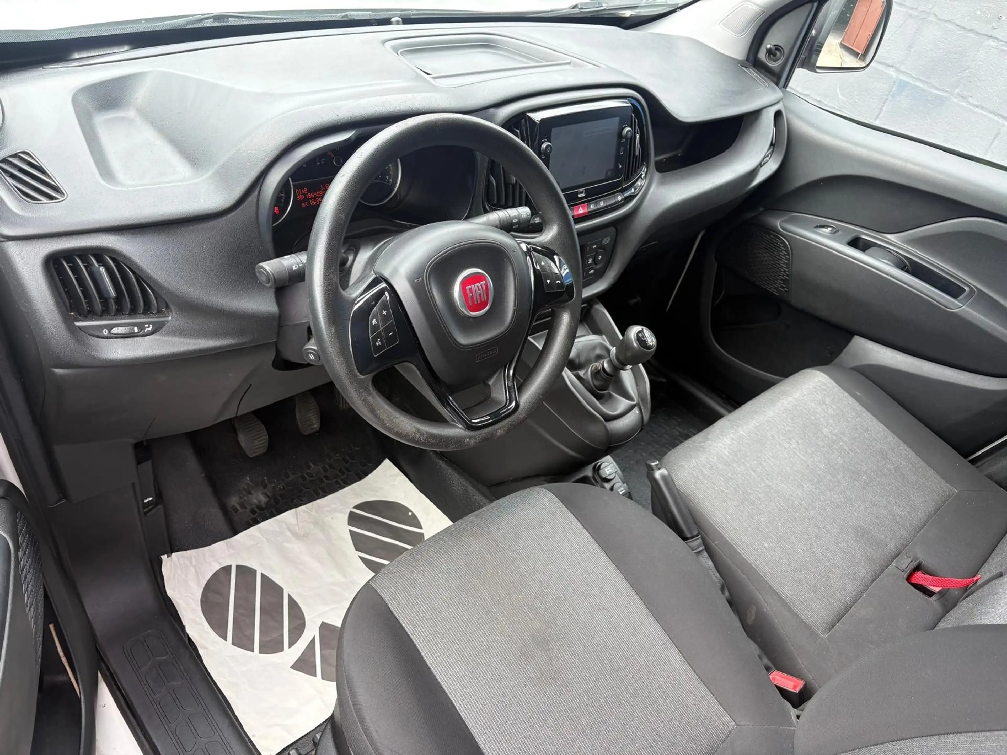 Fiat Doblo 1.6 Multijet SX — photo 7