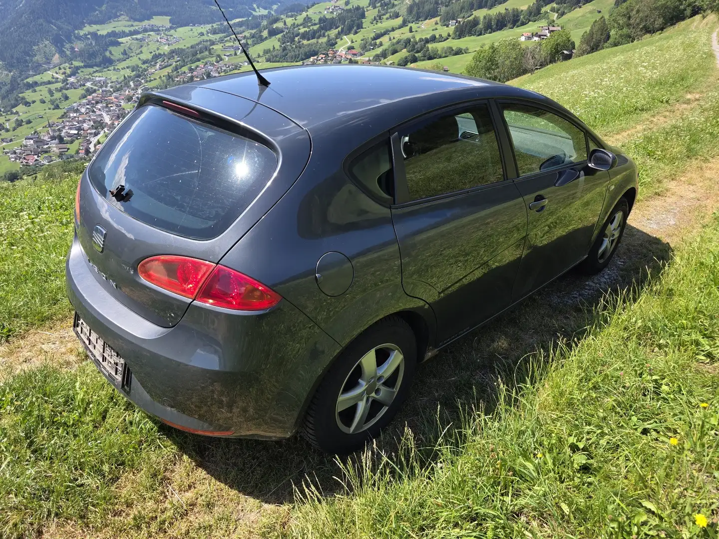 SEAT Leon Reference 1,4 - 2