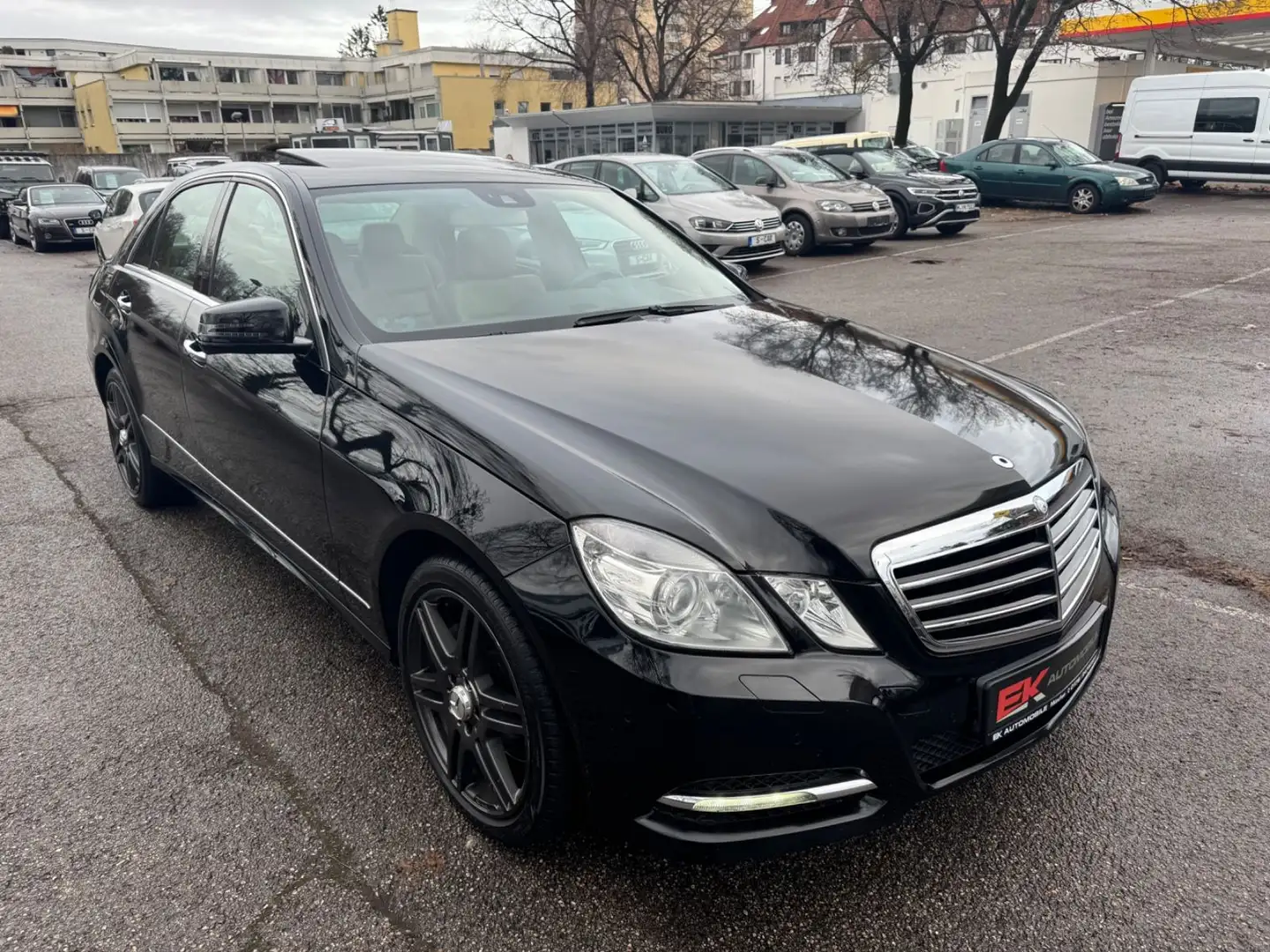 Mercedes-Benz E 50 AMG E Limousine E 500 4Matic Aut Leder Navi AHK Zwart - 1