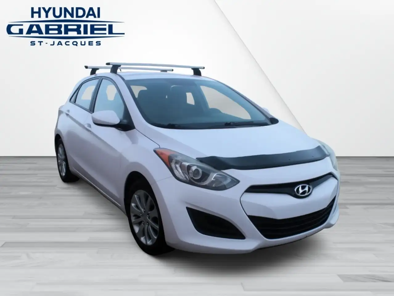 Hyundai ELANTRA снимка Hyundai ELANTRA