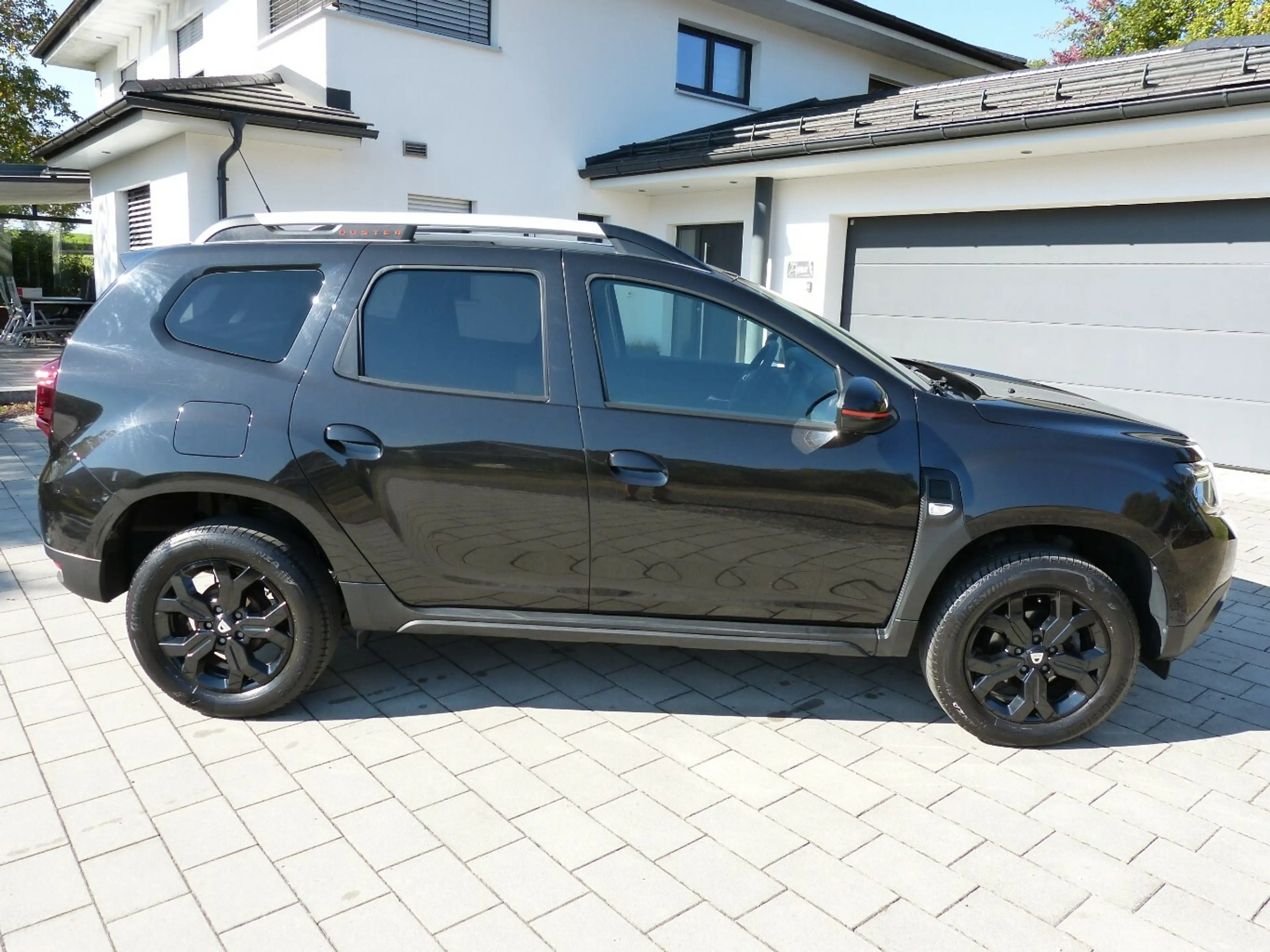 Dacia Duster Extreme TCE 150 EDC[AHK/AUTOM./1.HAND] — photo 4