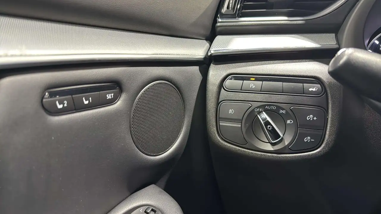 Infiniti QX50 снимка Infiniti QX50