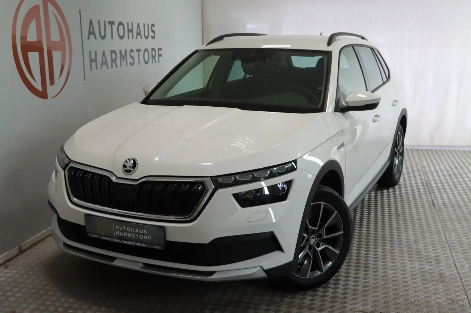 Skoda Kamiq Scoutline 1.0 DSG AHK LED Kamera ele. Koff Wit - 1