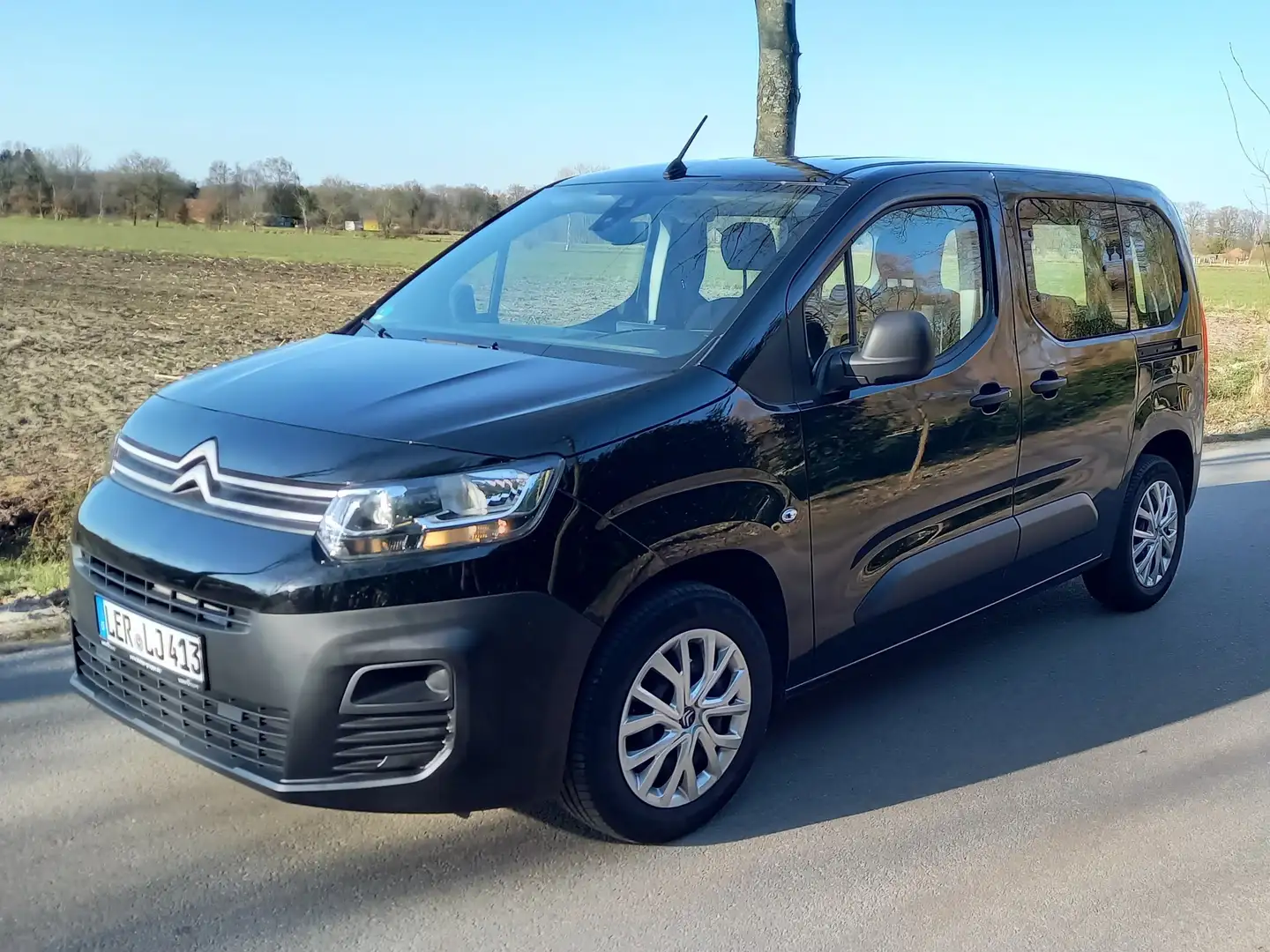 Citroen Berlingo Berlingo MPV M BlueHDi 100 LIVE PACK Schwarz - 1