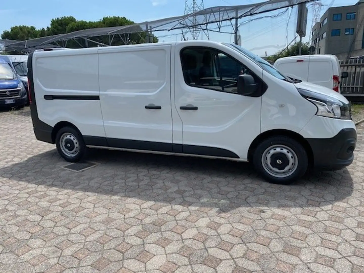 Renault Trafic 30  1.6 Blue Dci 125 CV L2 Bianco - 1