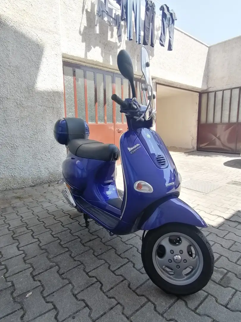 Vespa ET 4 cilindrata 150 Blue - 2