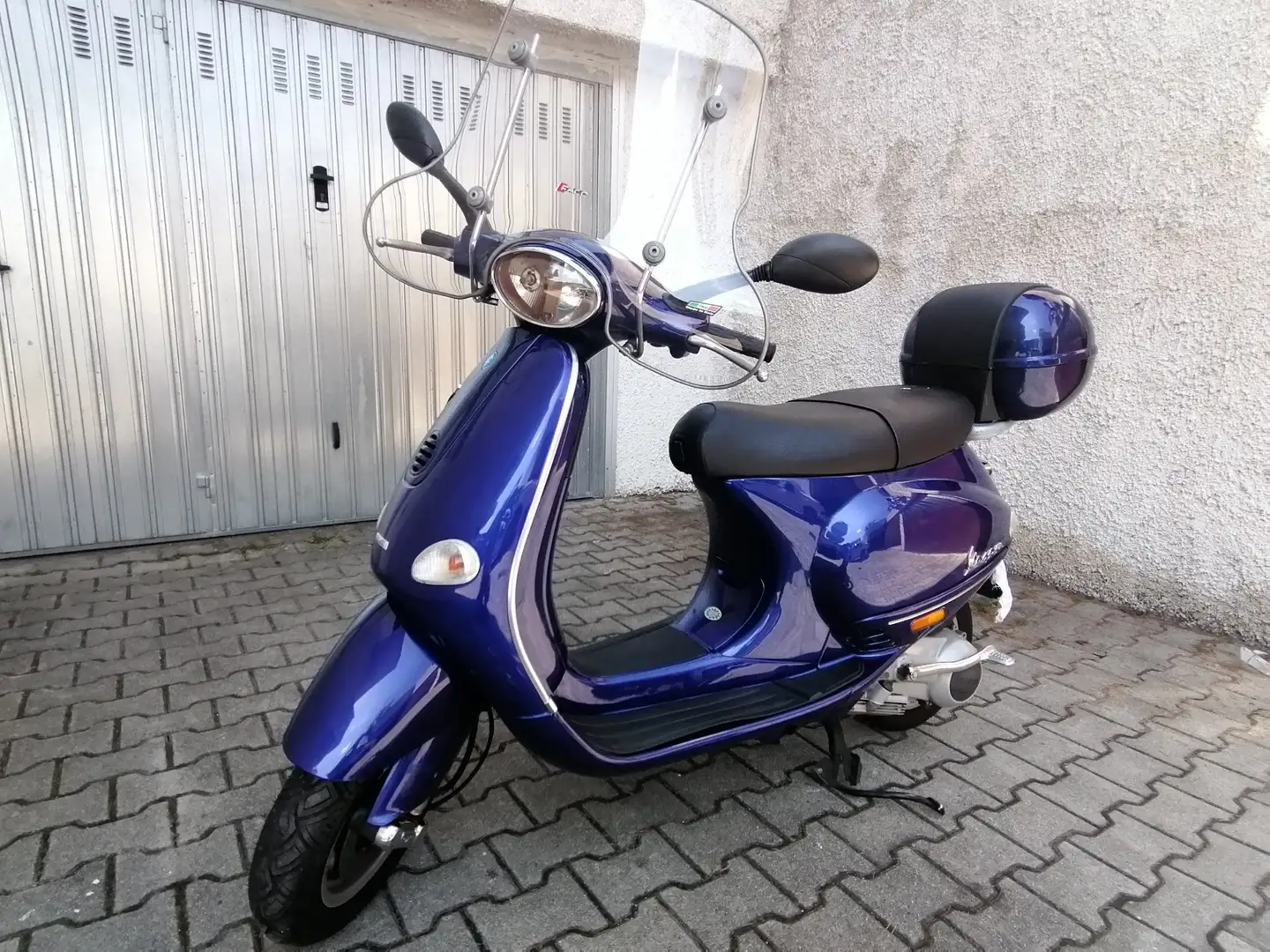 Vespa ET 4 cilindrata 150 Blue - 1
