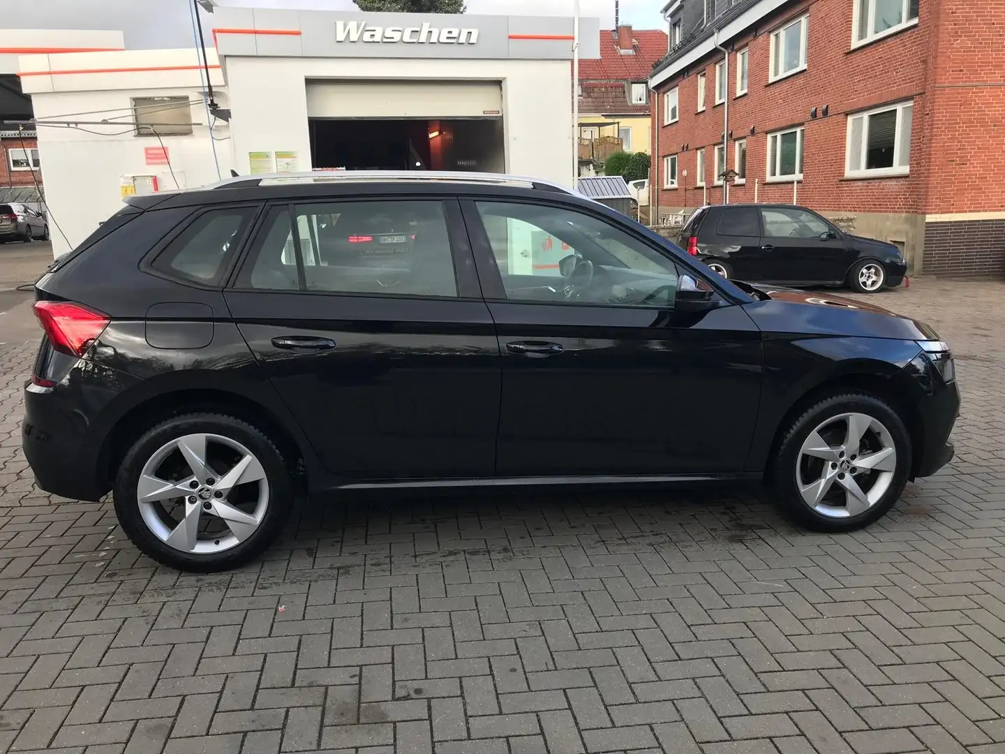 Skoda Kamiq Style Schwarz - 1