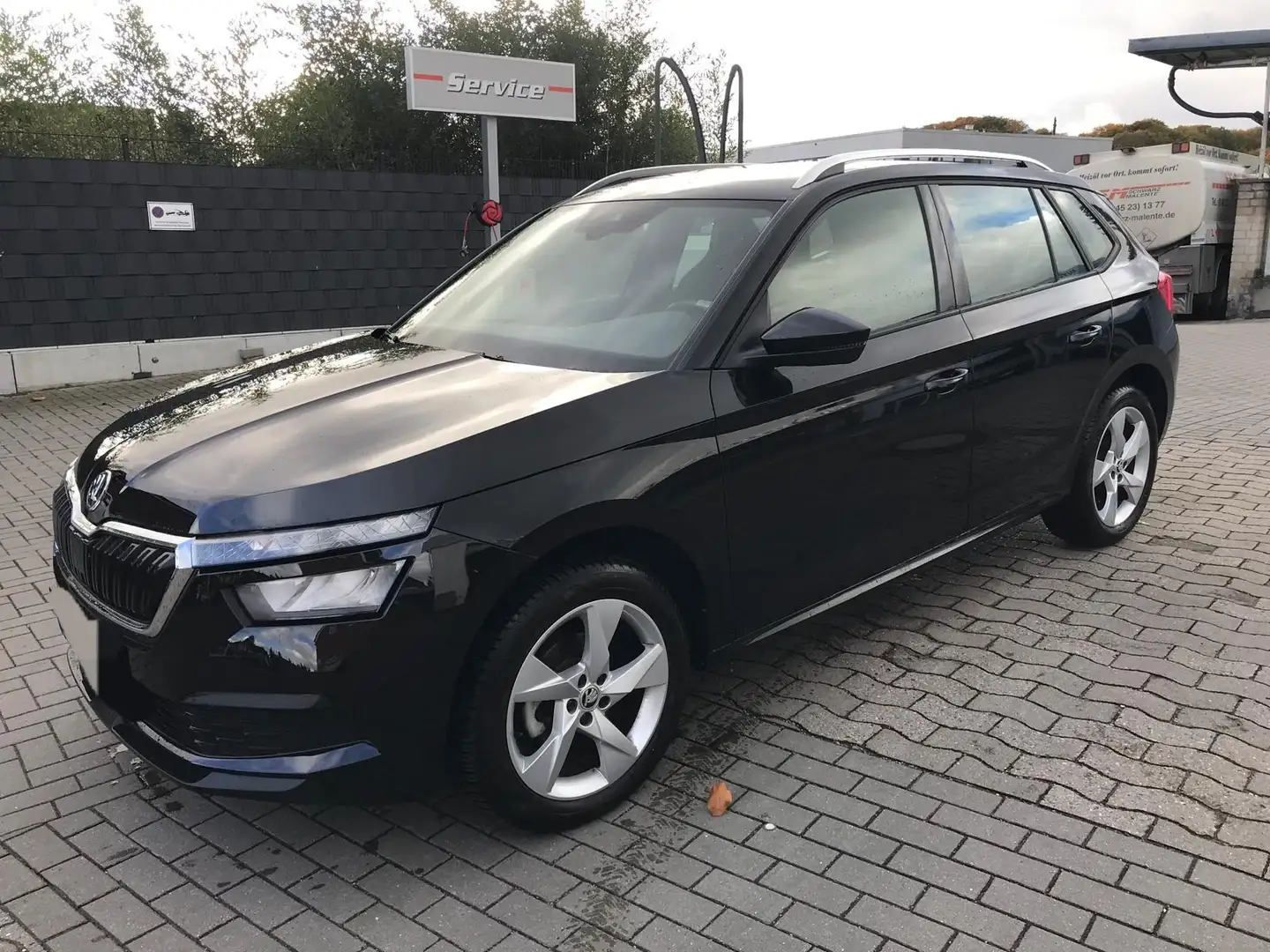 Skoda Kamiq Style Schwarz - 2