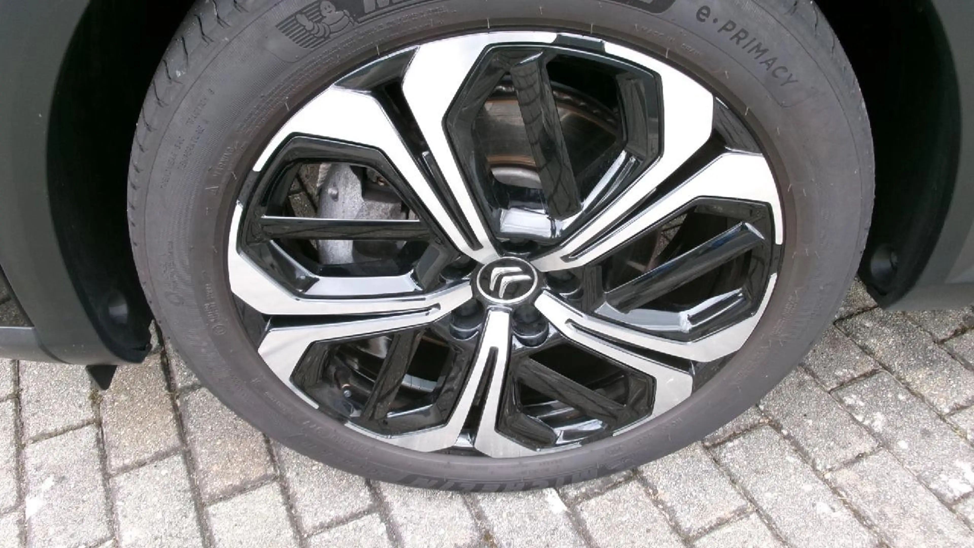 Citroen C5 X Shine Hybrid — photo 11