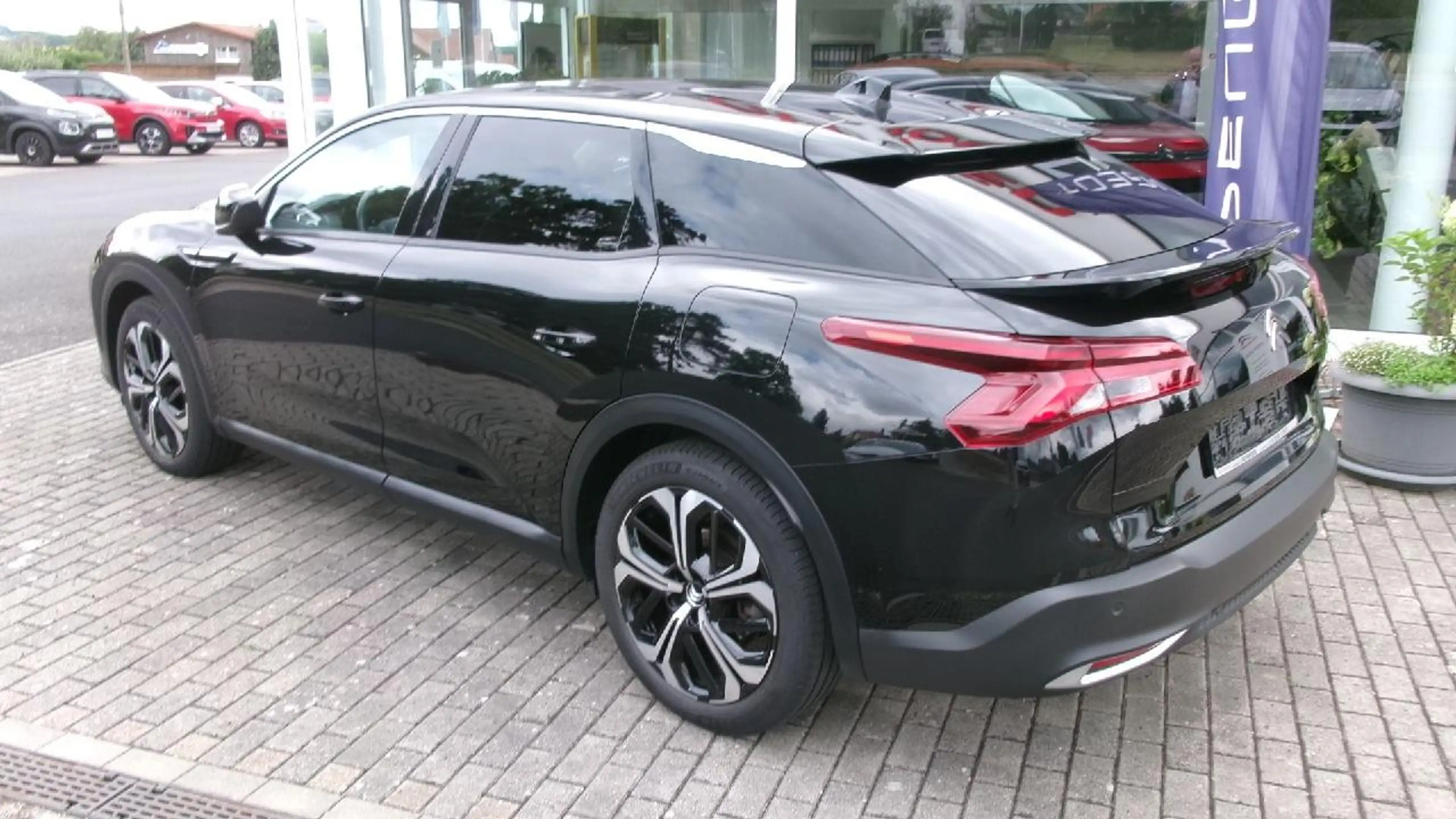 Citroen C5 X Shine Hybrid — photo 10