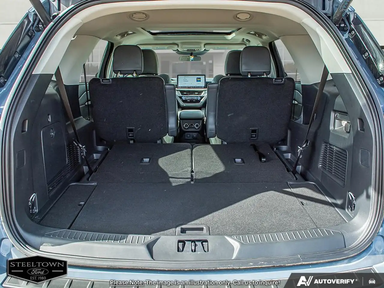 Ford Explorer photo Ford Explorer