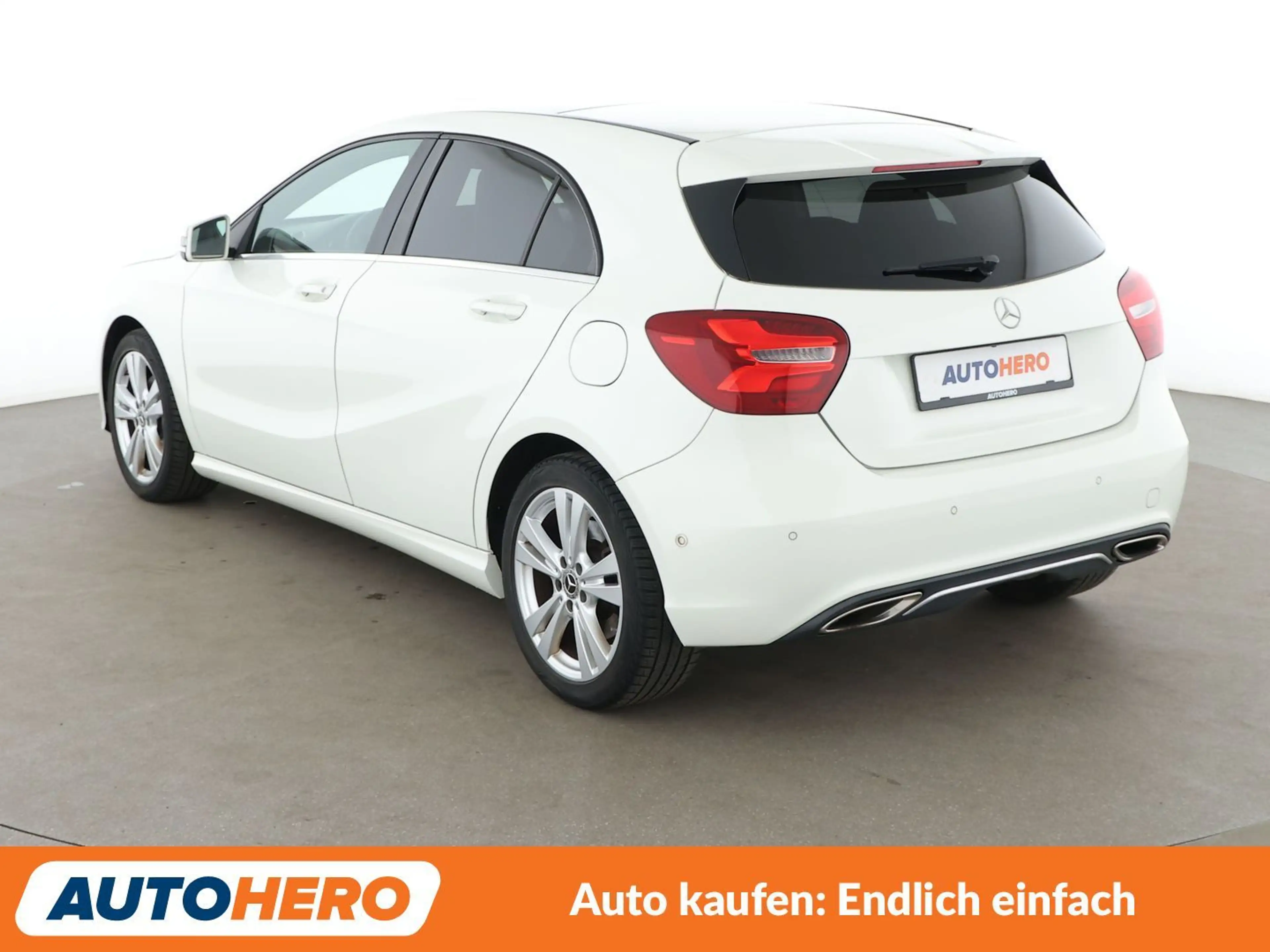 Mercedes-Benz A 220 4Matic Urban Aut.*LED*NMAVI*TEMPO*CAM*PDC*SHZ* — photo 4