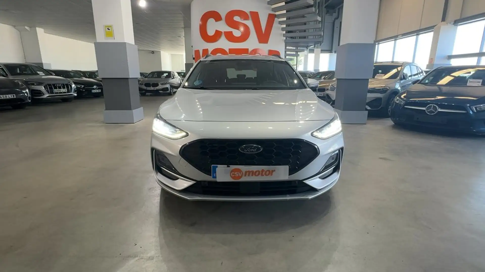 Ford Focus 1.0 Ecoboost MHEV 92kW STLine SB - 2