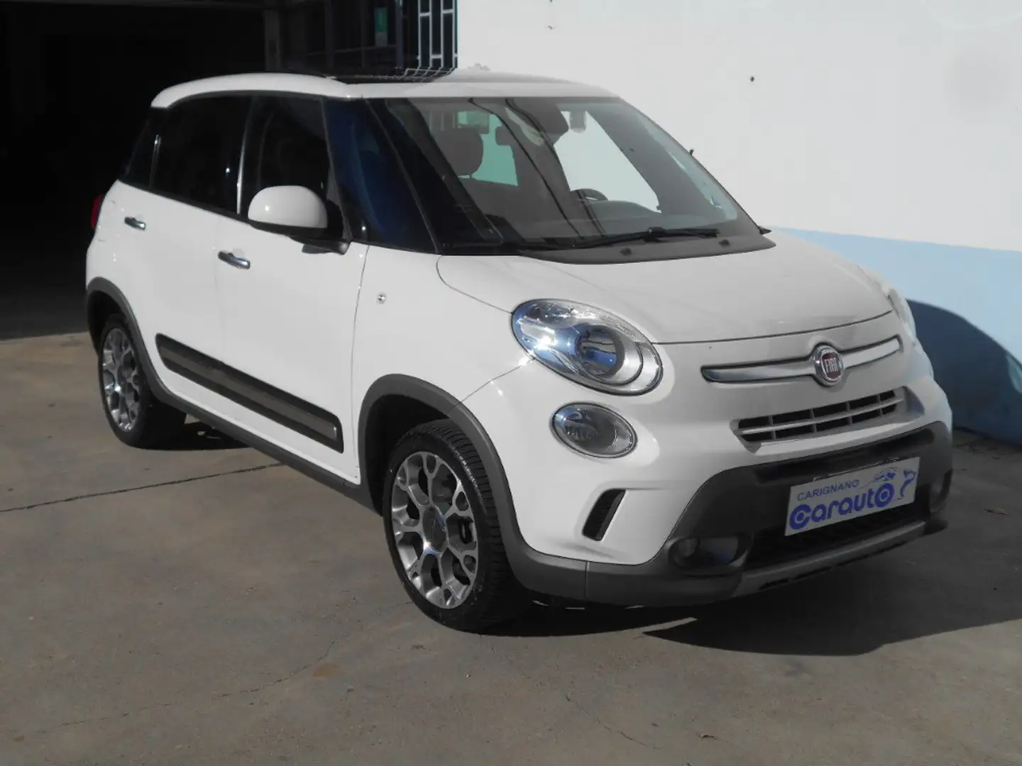 Fiat 500L 500L 1.6 Mjet 105cv Trekking Finanziato Blanco - 1