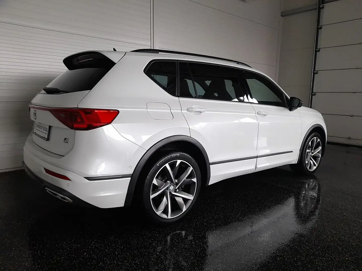 SEAT Tarraco FR-LINE PHEV 245 DSG *20 ZOLL / DCC / VOLL-LED ... Weiß - 2