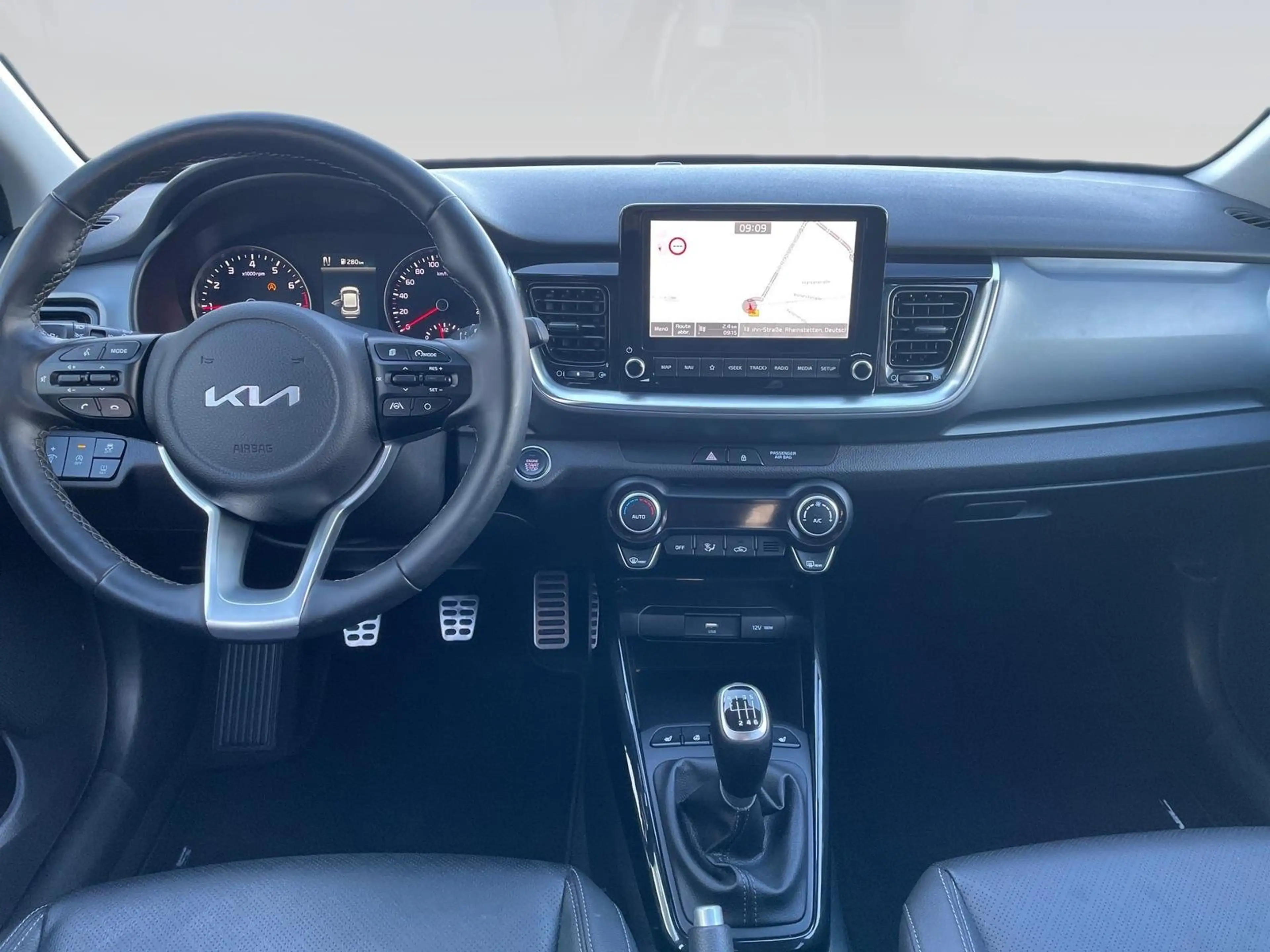 Kia Stonic T-GDI Platinum Leder+Navi+Kamera+SHZ+PDC+Privacy+L — photo 14