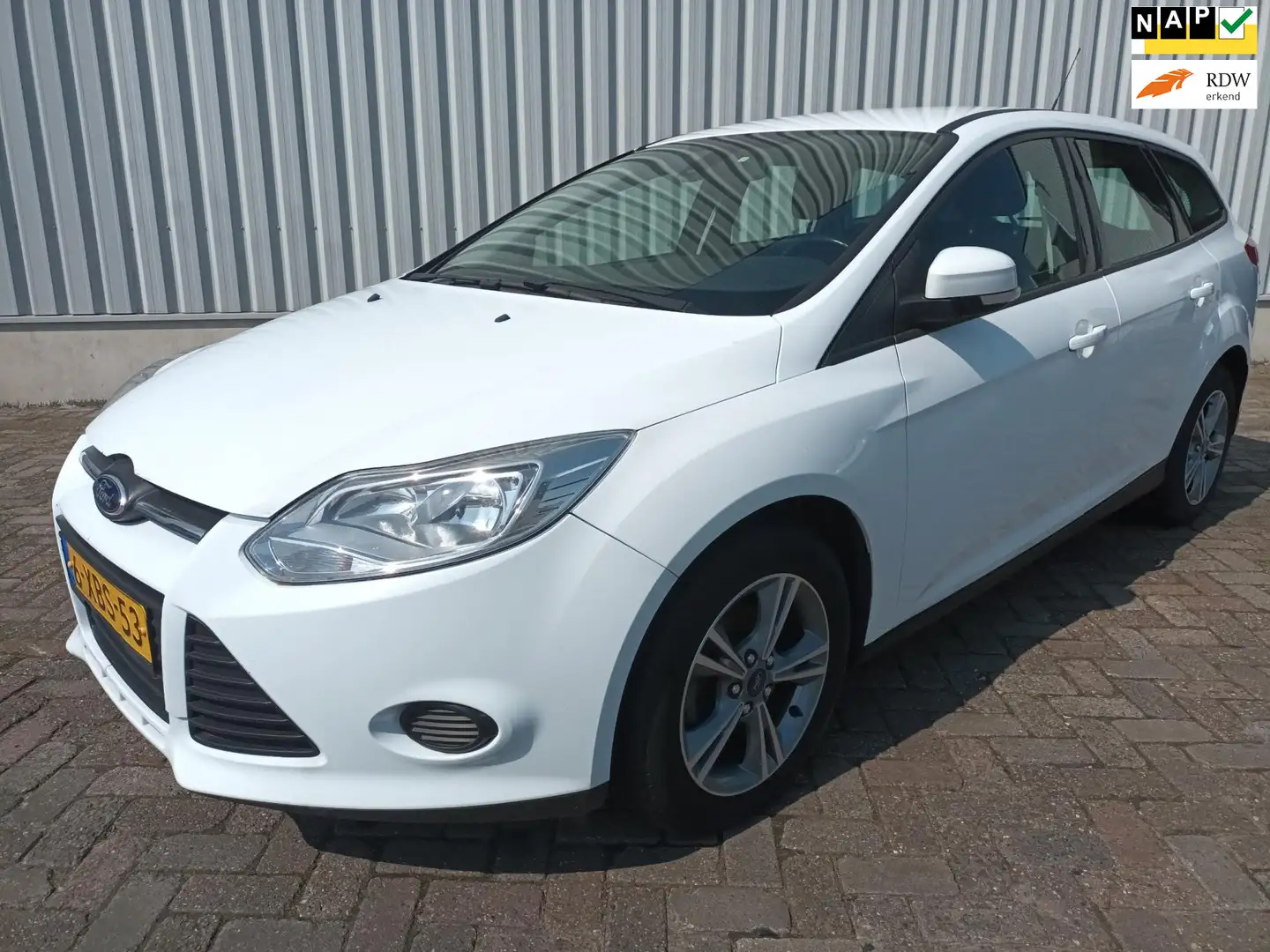 Ford Focus Wagon 1.0 EcoBoost Edition - Airco - Export - STAR Weiß - 1