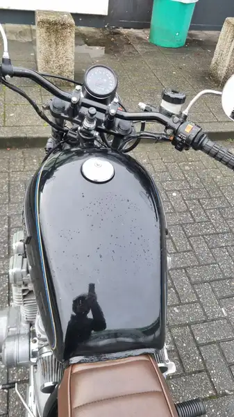 Suzuki GSX 750 - foto 3